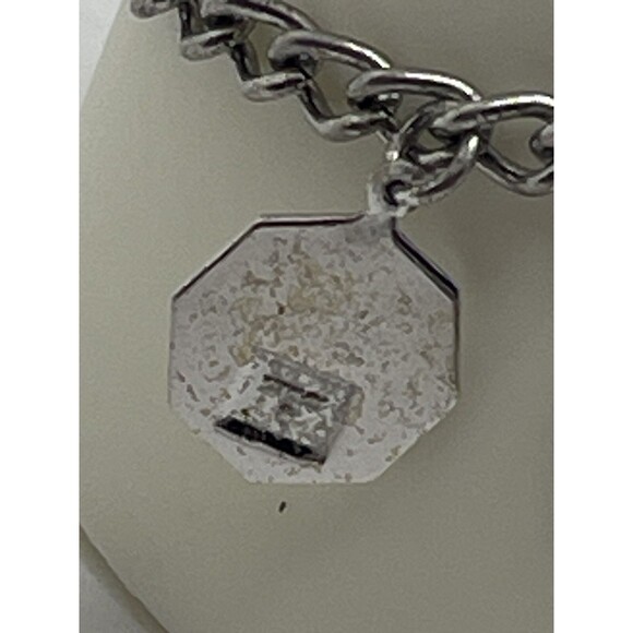 Vintage Charm Bracelet Open Books Queenly Quest Four Charms 15.44g - Picture 7 of 13